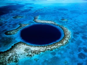 Blu Hole Belize caribbean ocean