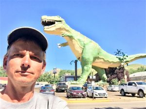 worlds largest dinosaur statue